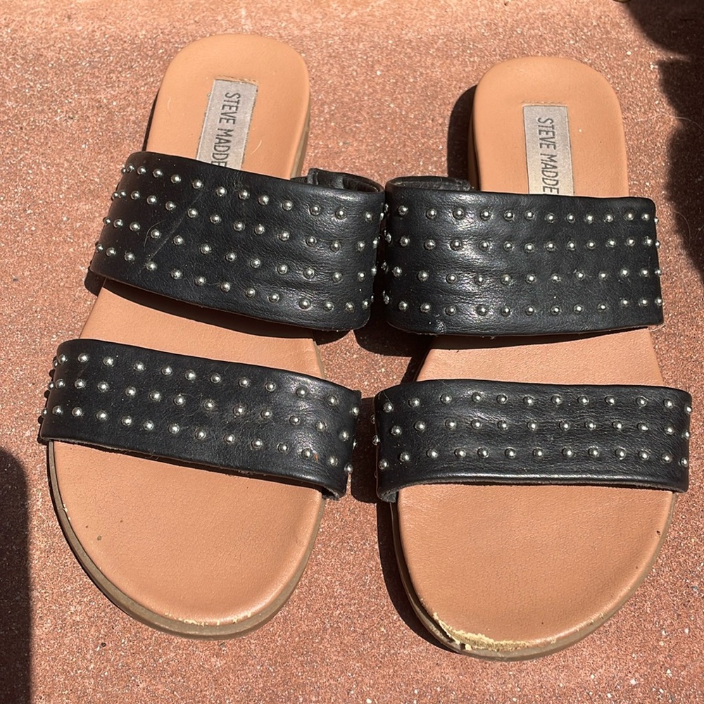 Dede Steve Madden Studded Sandals